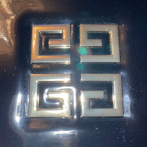 Givenchy Preloved cosmetics pouch Patton leather excellent condition satin inter - Picture 3 of 12